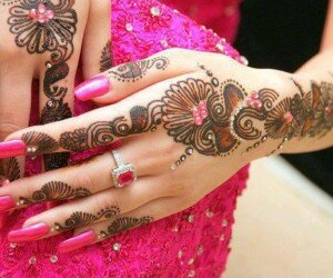 100+ Most Beautiful Mehndi Designs – Part 3